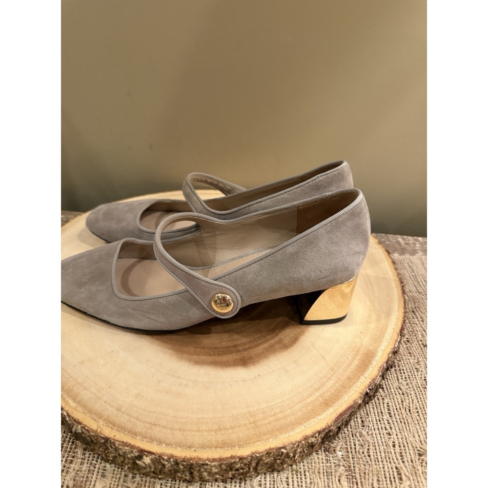 Tory Burch Marisa 40mm Mary Jane Pump in Grey Suede Strap Gold Accent Sz-7 298$ - Picture 3 of 11